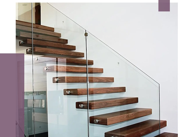 Стеклянные перила для лестницы в Шахтах от 15737 руб.