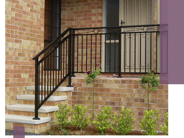Уличные перила из металла под ключ в Шахтах