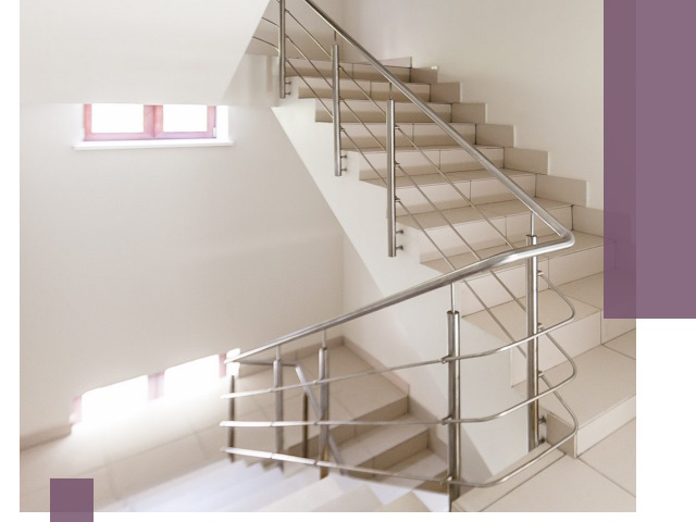 Установка и замена перил в подъезде в Шахтах