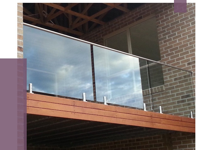 Стеклянные парапеты на крыше и террасе в Шахтах от 12210 руб. | ПРОЛЁТ-Шхт