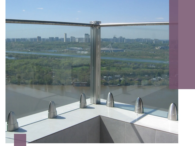 Стеклянные парапеты премиум класса в Шахтах для домов и бизнесов